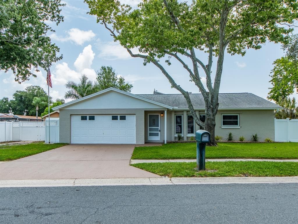 11883 108TH AVENUE LARGO, FL 33778