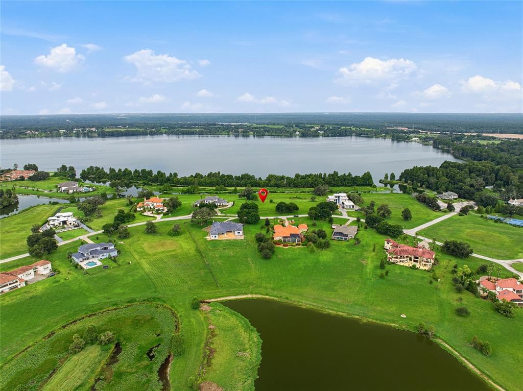 10734 OSPREY LANDING WAY THONOTOSASSA, FL 33592