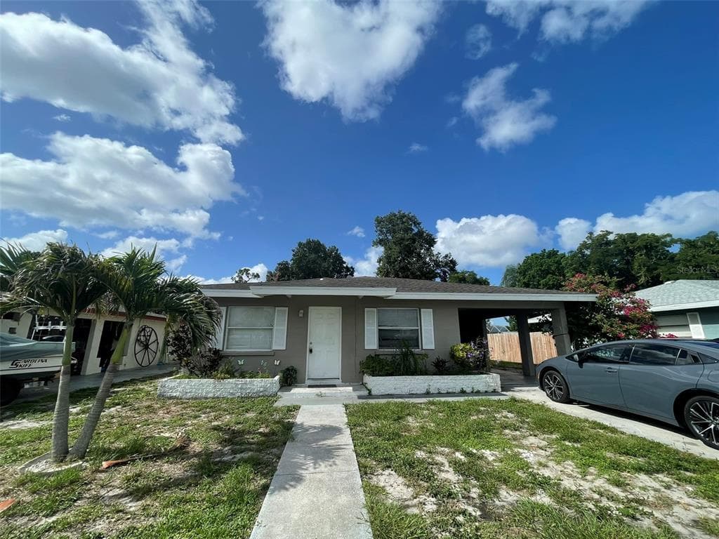 3305 13TH AVENUE W BRADENTON, FL 34205