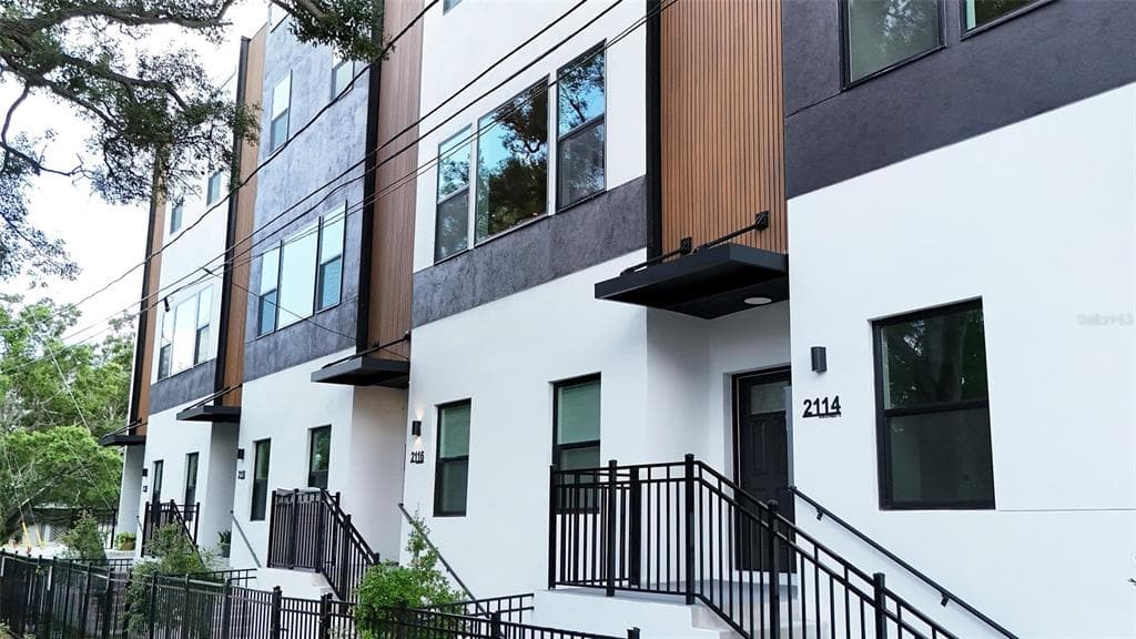 2114 4TH STREET S UNIT 7 ST PETERSBURG, FL 33705