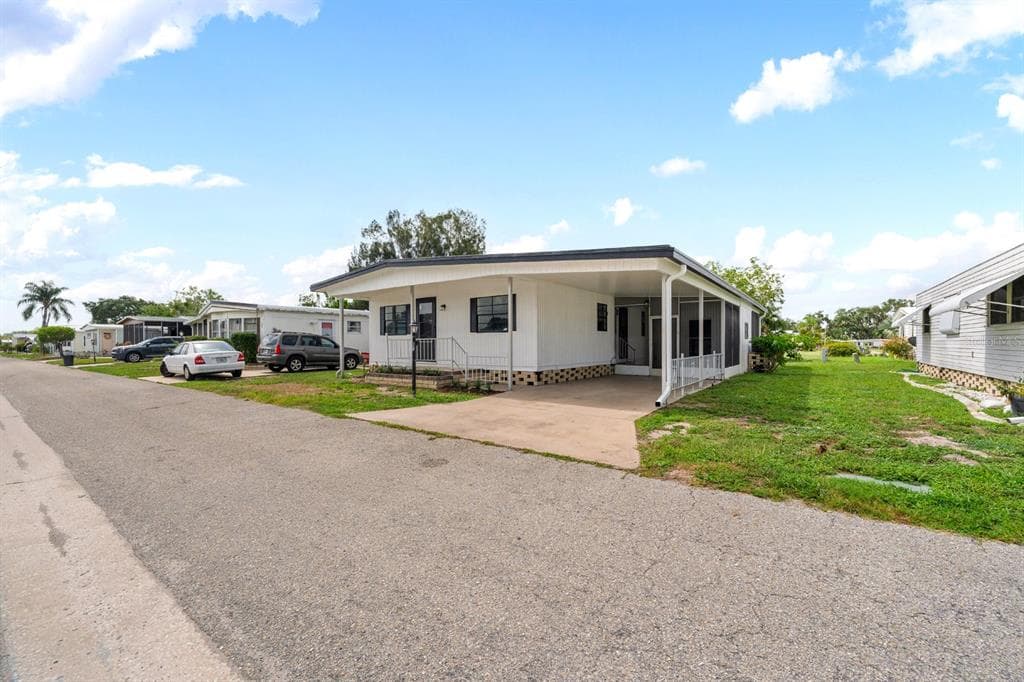 6710 36TH AVENUE E UNIT 87 PALMETTO, FL 34221