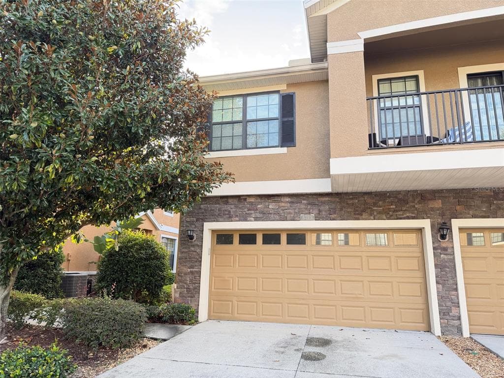 5722 KINGLETHILL DRIVE LITHIA, FL 33547