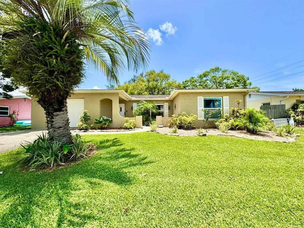 8134 WINTHROP DRIVE PORT RICHEY, FL 34668