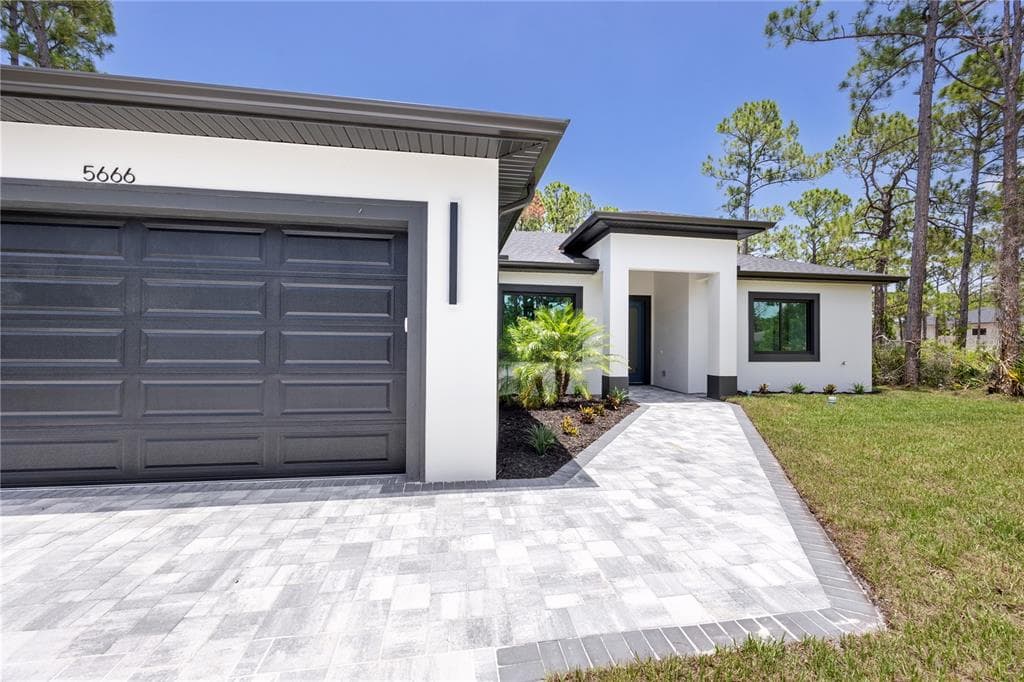 5666 GRANITO AVENUE NORTH PORT, FL 34291