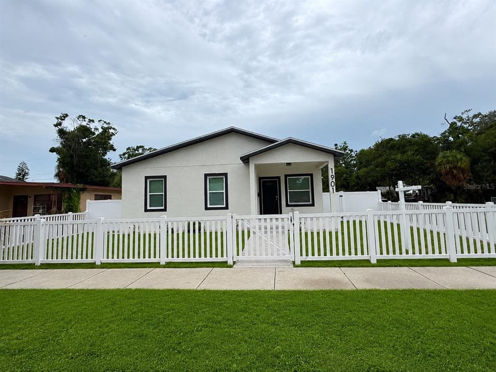 1901 31ST STREET S ST PETERSBURG, FL 33712
