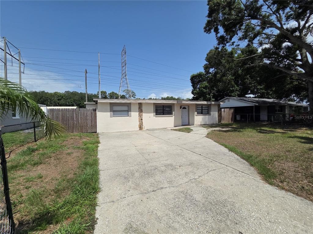3222 WELBORN WAY TAMPA, FL 33619