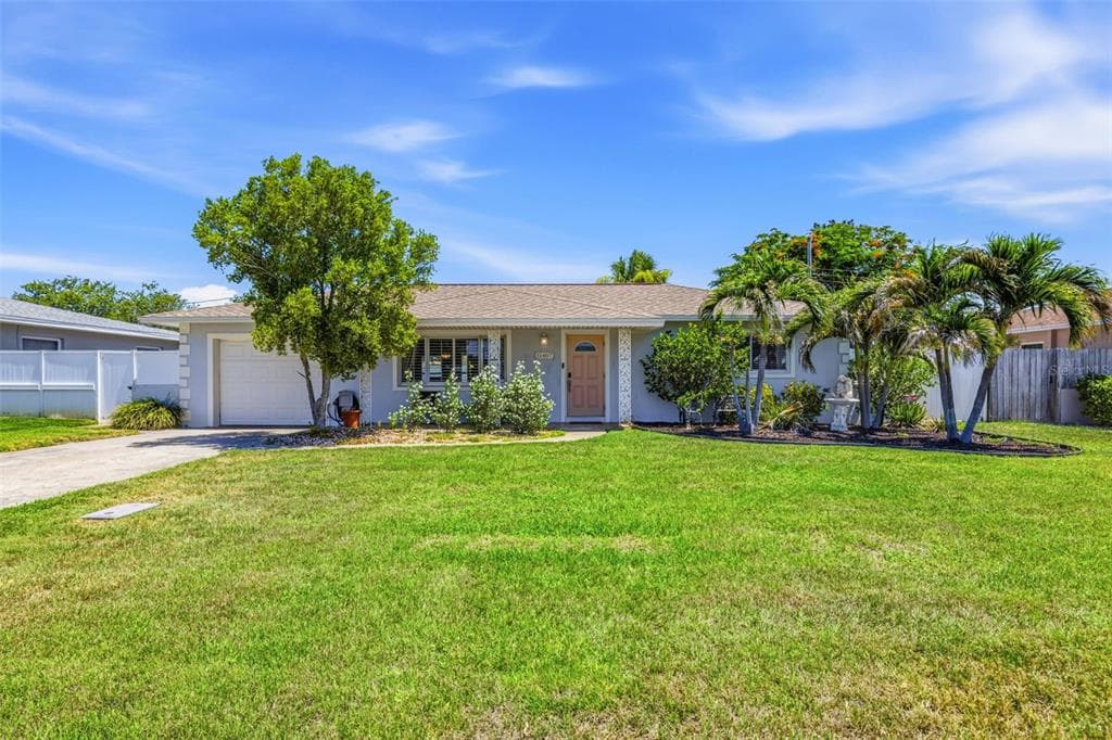 11407 61ST AVENUE SEMINOLE, FL 33772