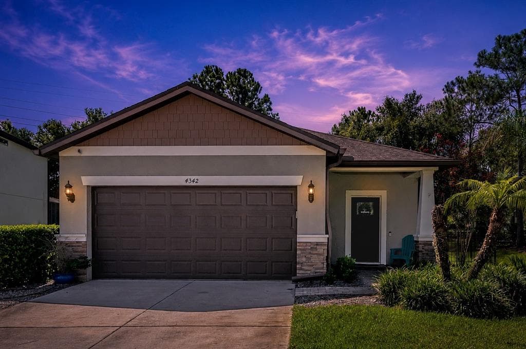 4342 O ROURKE COURT WESLEY CHAPEL, FL 33543