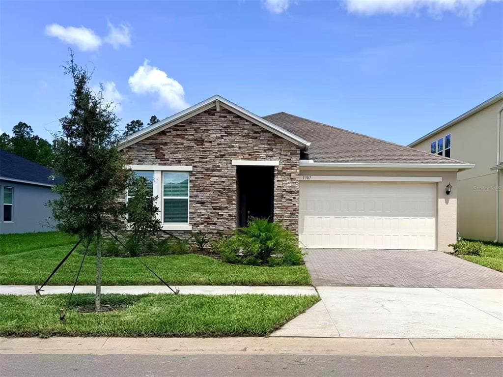 1307 BROWARD DRIVE ZEPHYRHILLS, FL 33541