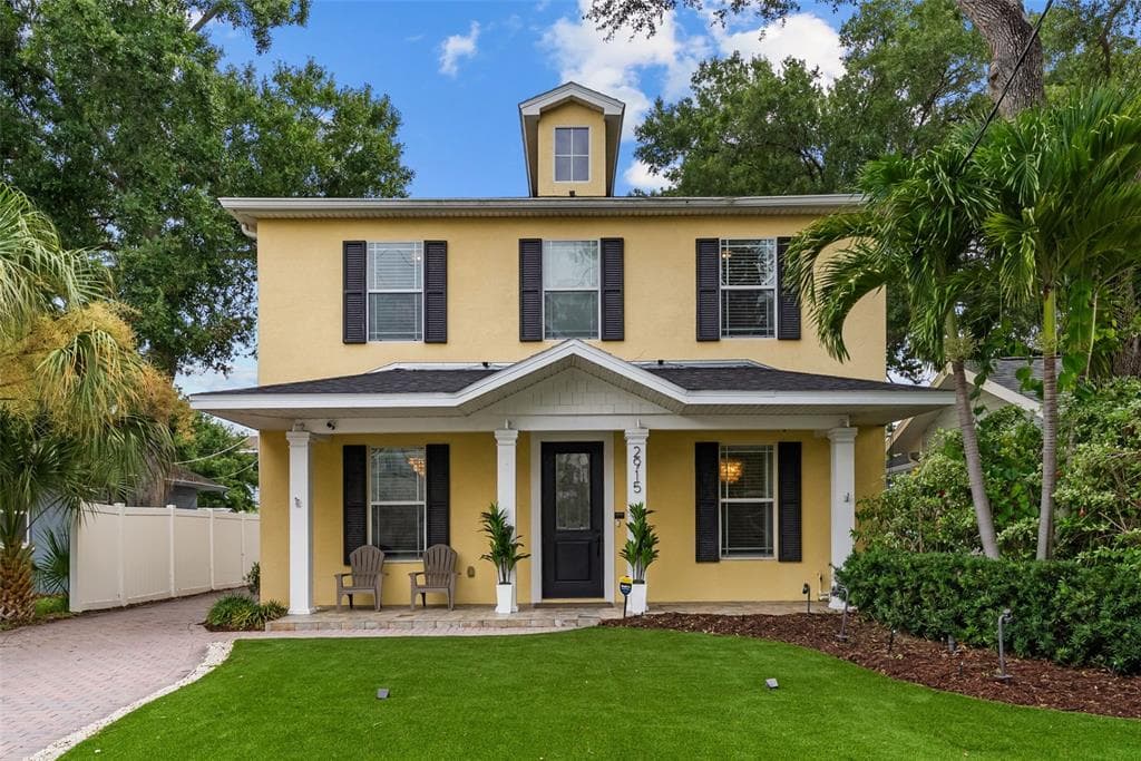 2915 W BAY VIEW AVENUE TAMPA, FL 33611