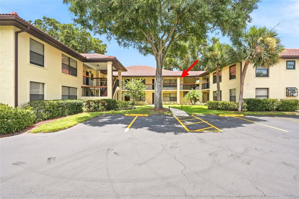 1712 HAMMOCK PINE BOULEVARD UNIT 1712 CLEARWATER, FL 33761