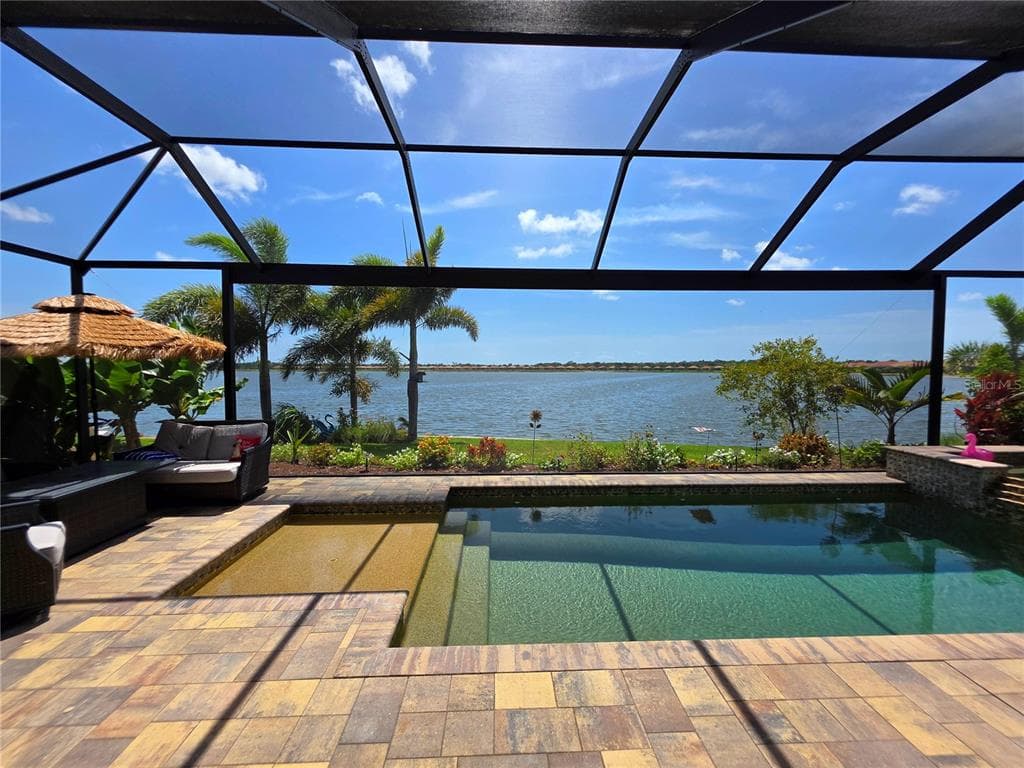 505 MARAVIYA BOULEVARD NOKOMIS, FL 34275