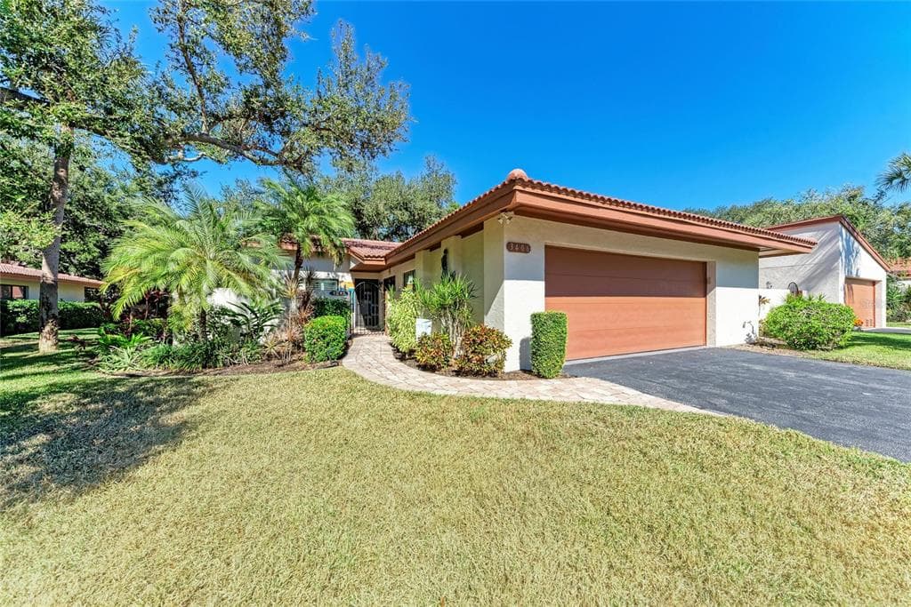 3406 FALCON PLACE BRADENTON, FL 34210