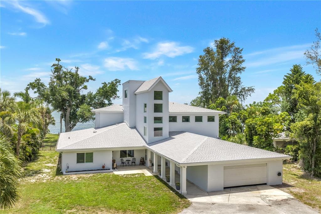 2280 PINELLAS POINT DRIVE S