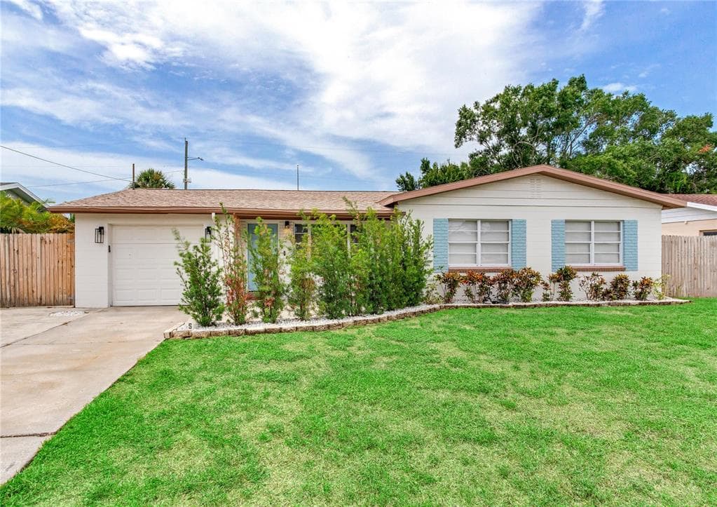 4416 W BAY COURT AVENUE TAMPA, FL 33611