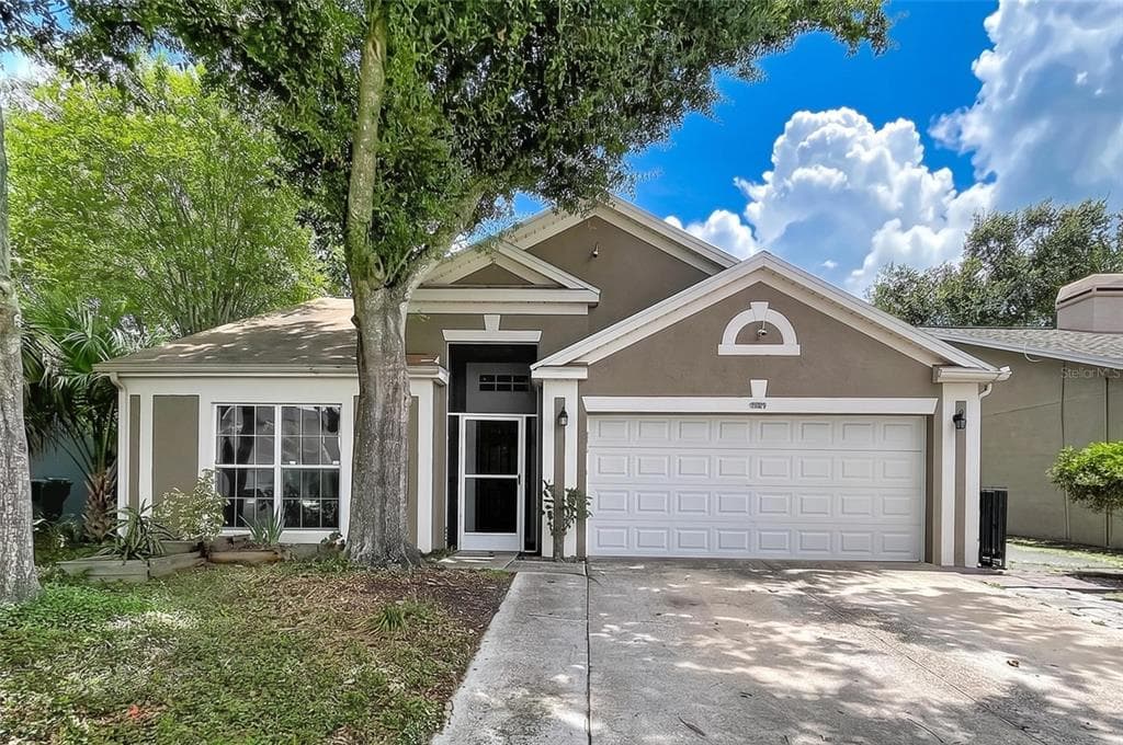 11109 BRAMBLEBRUSH STREET TAMPA, FL 33624