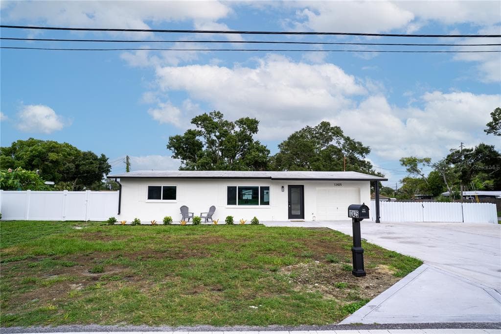 12425 RIDGE ROAD LARGO, FL 33778