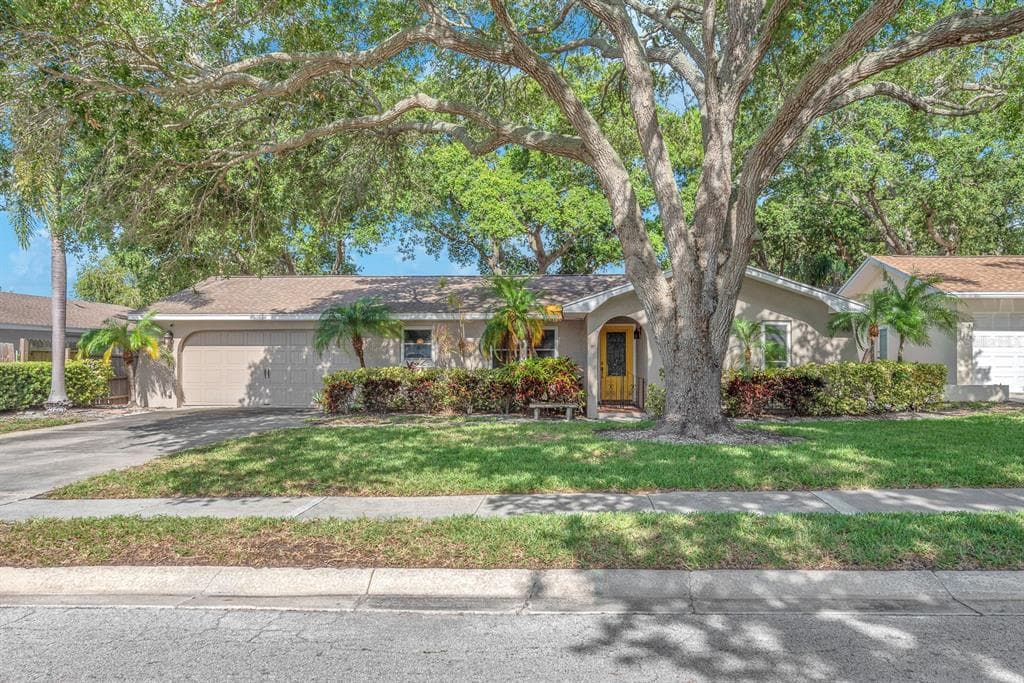 11081 143RD STREET LARGO, FL 33774