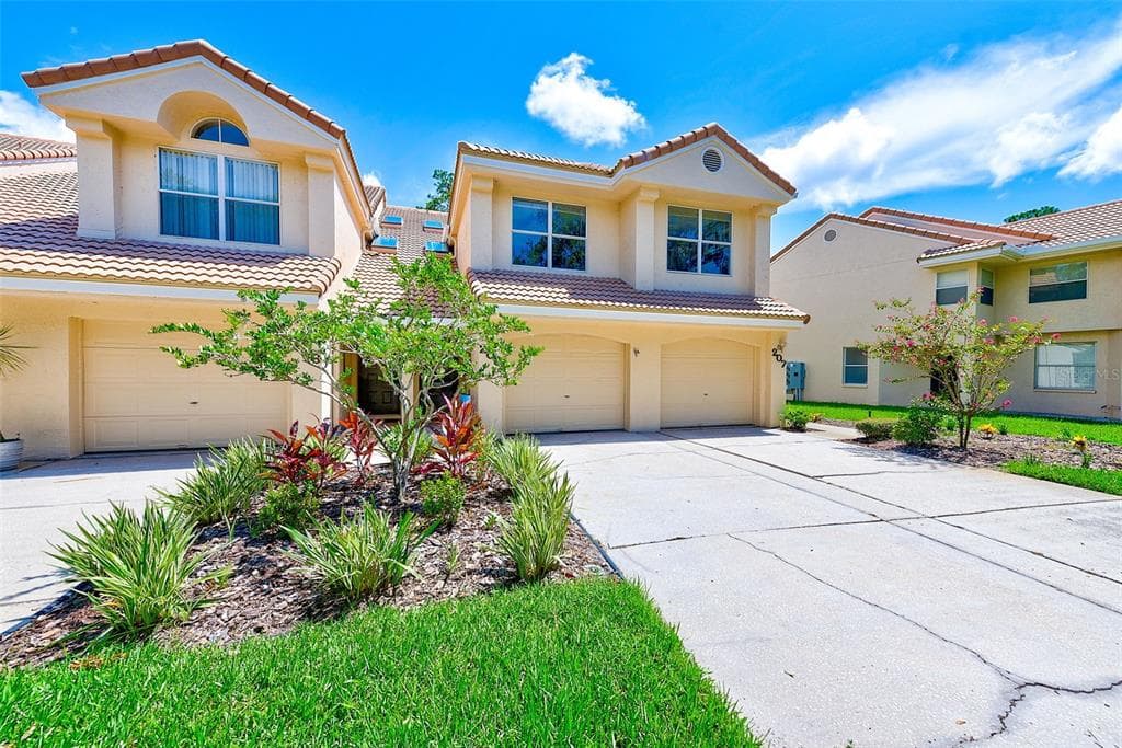 208 CLAYS TRAIL UNIT 208