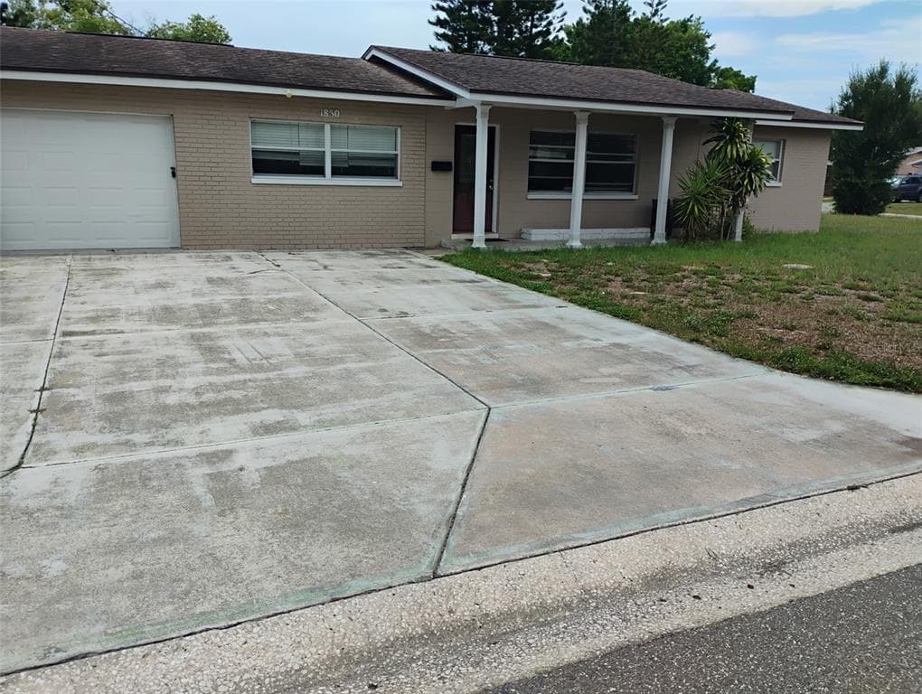1850 57TH STREET N ST PETERSBURG, FL 33710