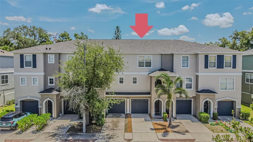 526 WHEATON TRENT PLACE TAMPA, FL 33619
