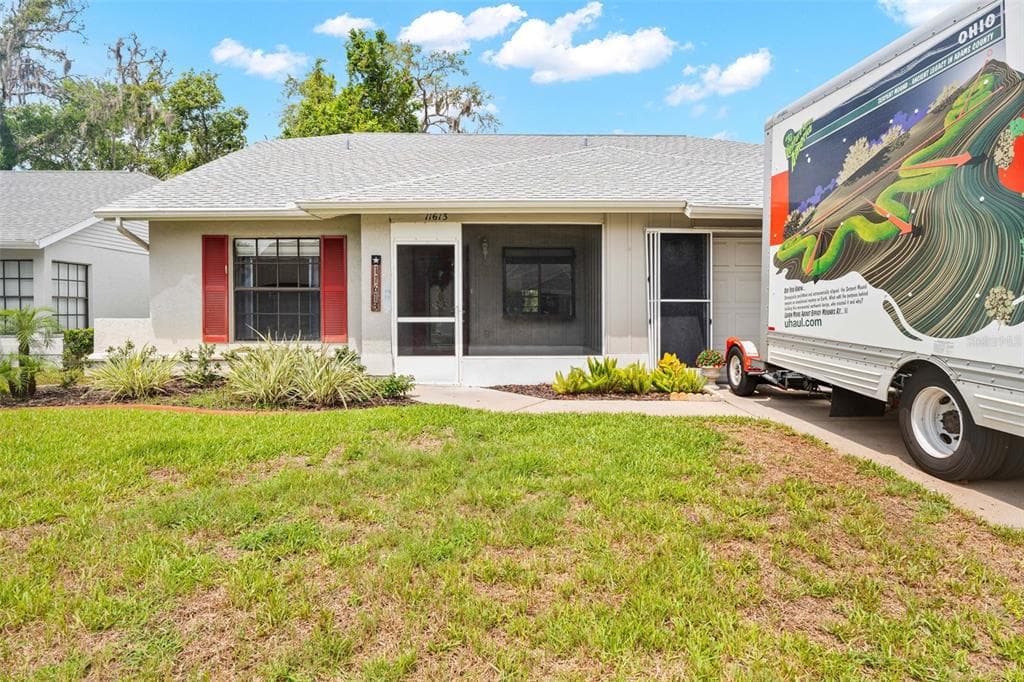 11613 PEAR TREE DRIVE NEW PORT RICHEY, FL 34654