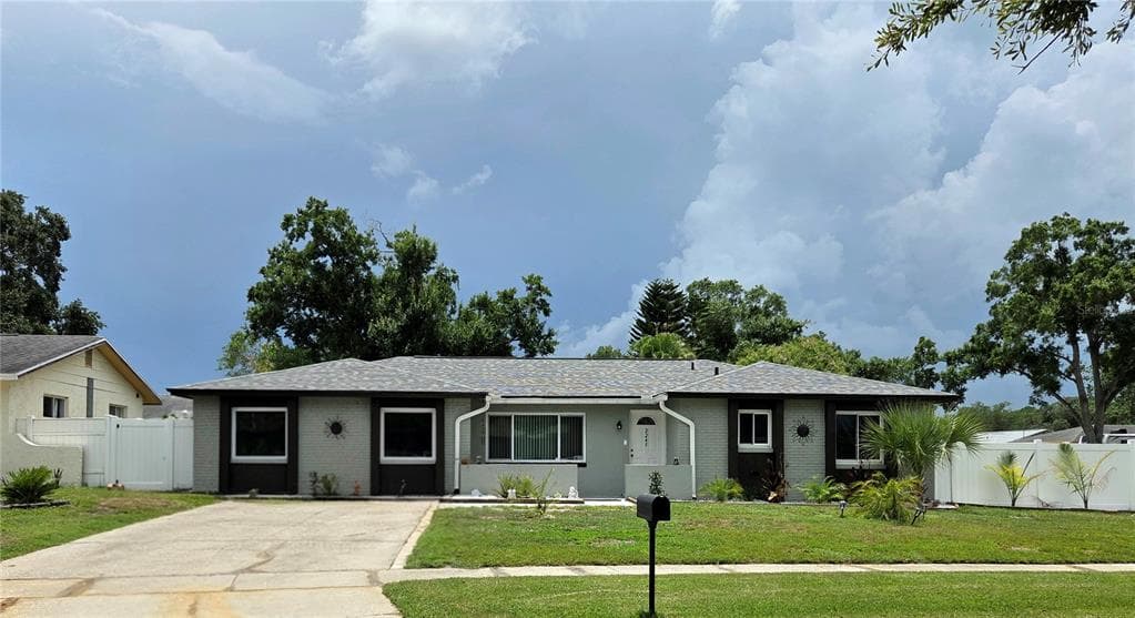 2245 ELIZABETH DRIVE BRANDON, FL 33510