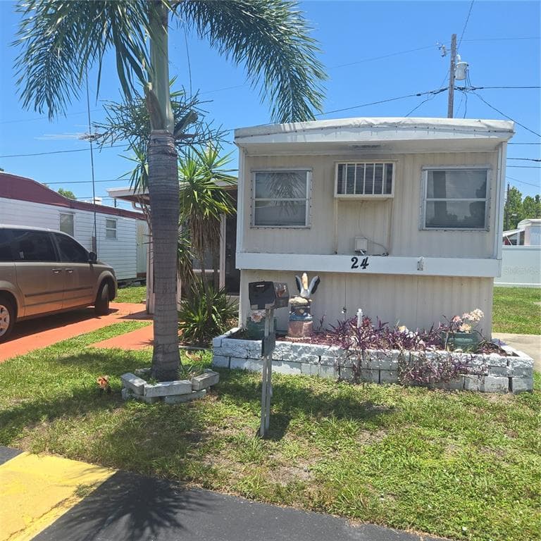 27466 US HIGHWAY 19 N UNIT 24 CLEARWATER, FL 33761
