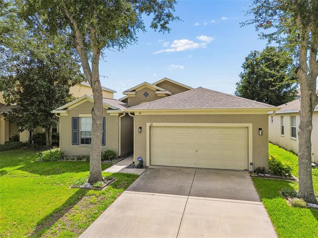 211 FAIRMONT DRIVE SPRING HILL, FL 34609