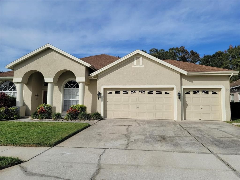 1501 DEERBOURNE DRIVE WESLEY CHAPEL, FL 33543