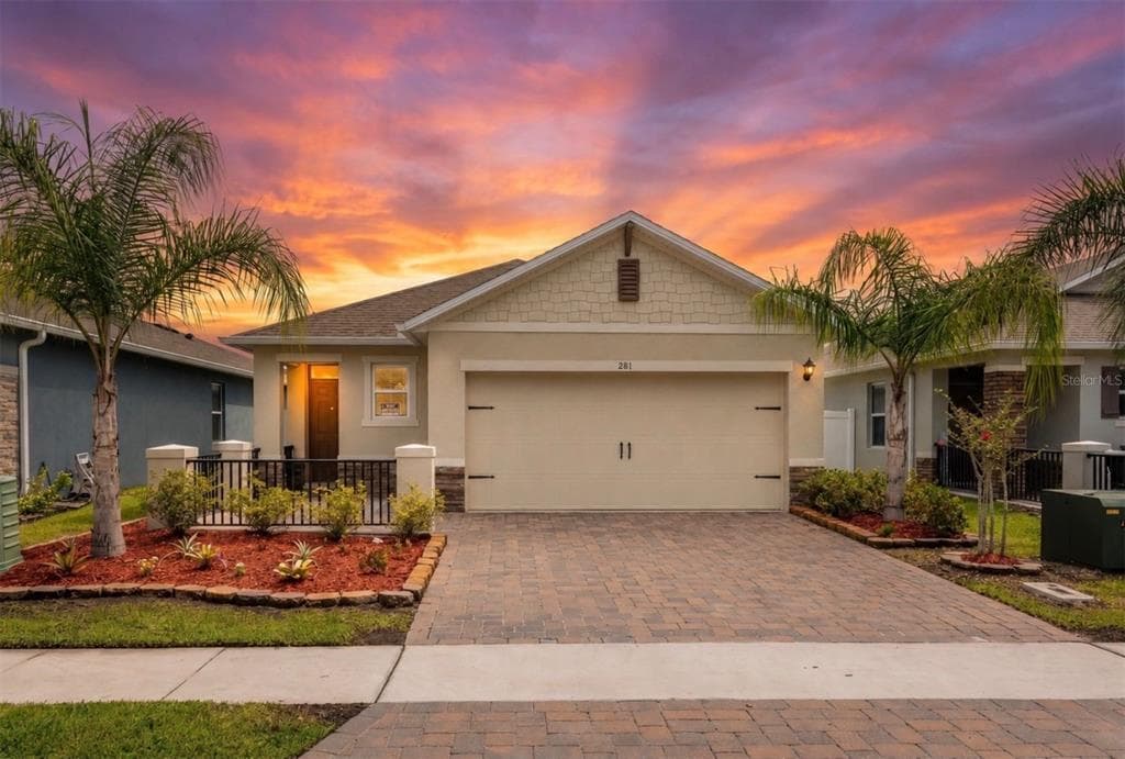 281 CARYOTA COURT NEW SMYRNA BEACH, FL 32168