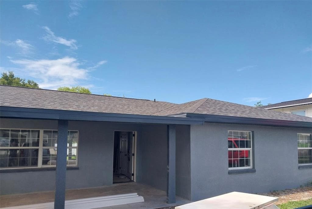 527 JULIE LANE BRANDON, FL 33511