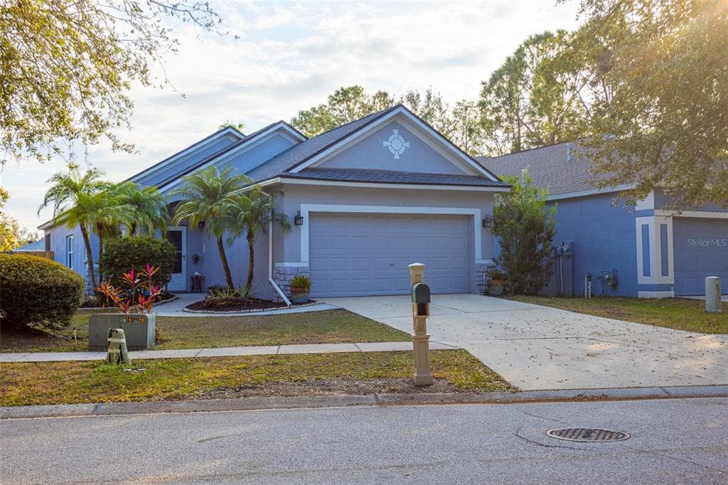 7603 DEVONBRIDGE GARDEN WAY