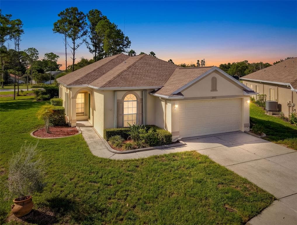 2542 SANDY HILL COURT HOLIDAY, FL 34691