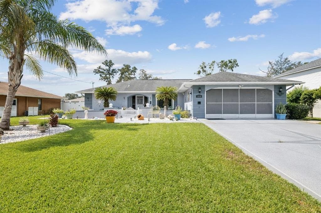 13220 LINDEN DRIVE SPRING HILL, FL 34609