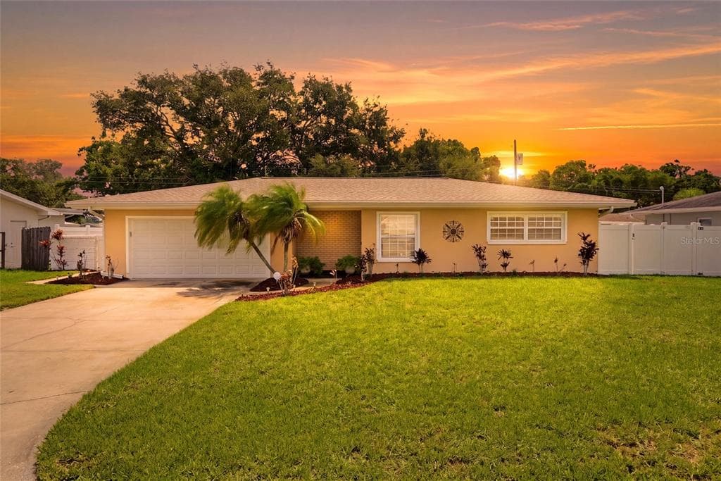 1417 FAIRFIELD DRIVE CLEARWATER, FL 33764