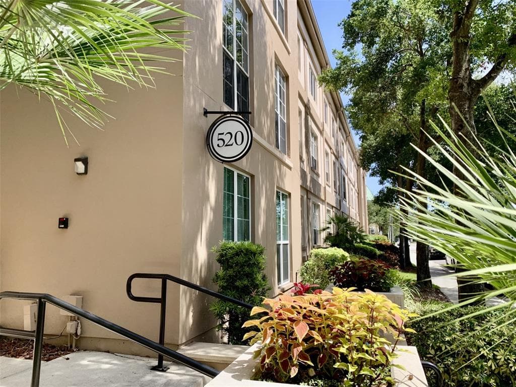 520 S ARMENIA AVENUE UNIT 1235 TAMPA, FL 33609