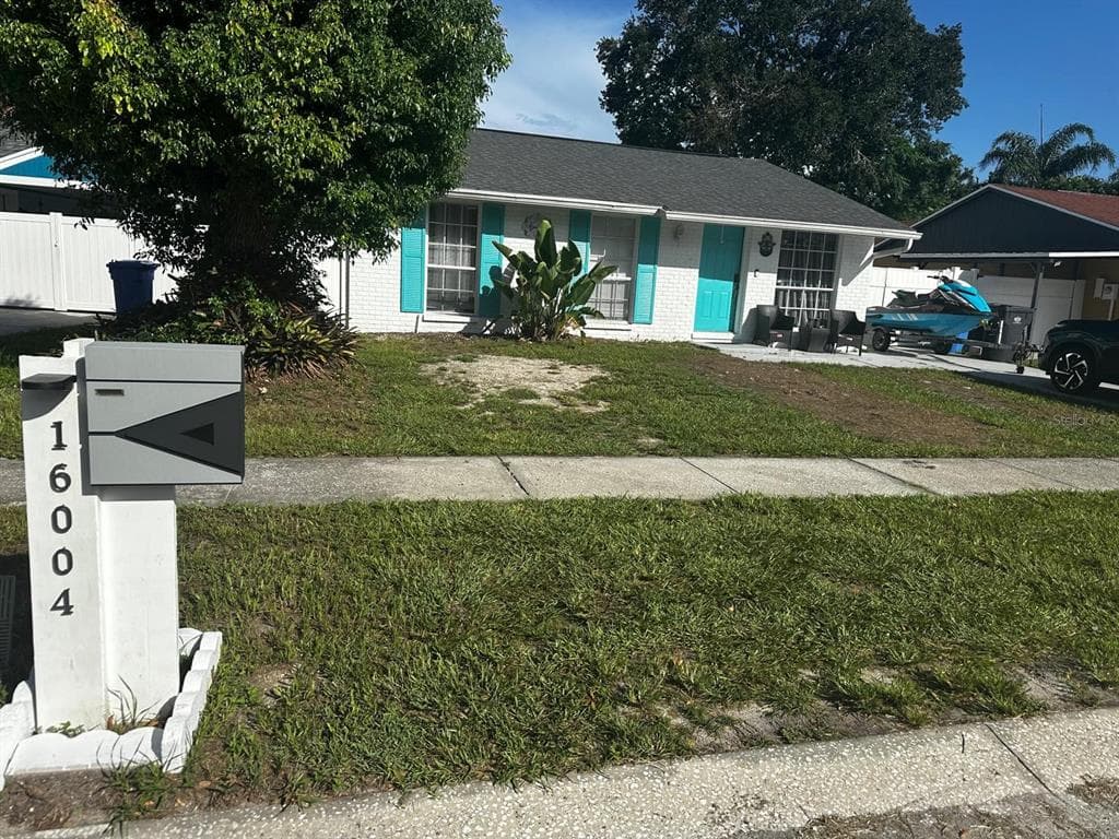 16004 SADDLE CREEK DRIVE TAMPA, FL 33618