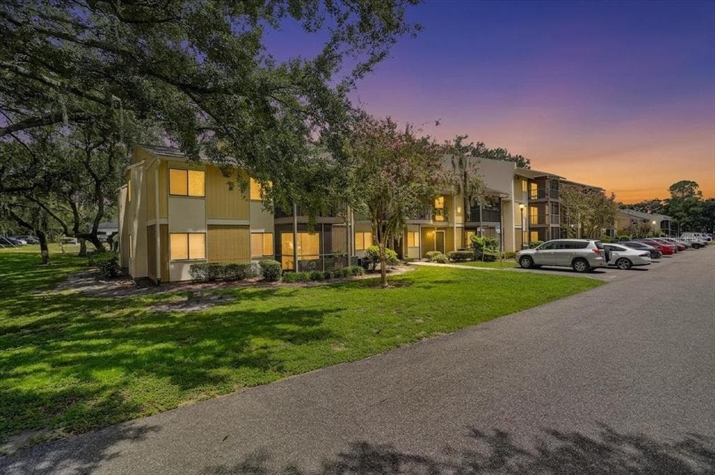 13405 ARBOR POINTE CIRCLE UNIT 104