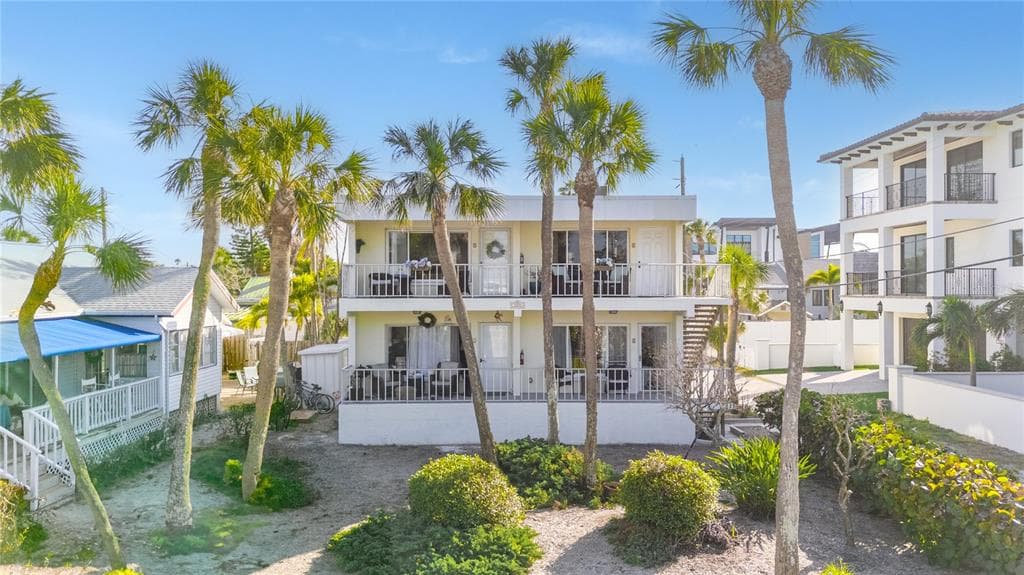 108 14TH AVENUE UNIT 2 ST PETE BEACH, FL 33706