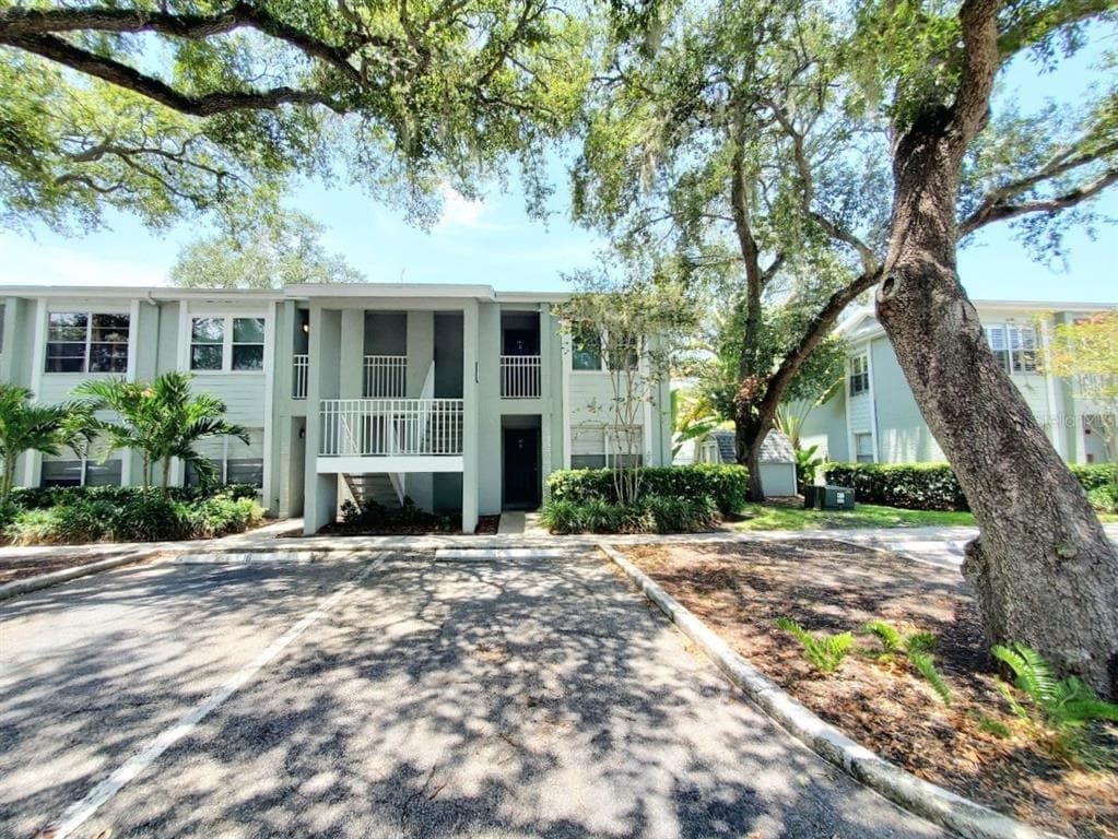5440 S MACDILL AVENUE UNIT 4L TAMPA, FL 33611