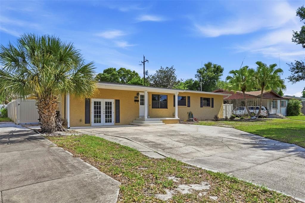 3707 PELICAN LANE ORLANDO, FL 32803
