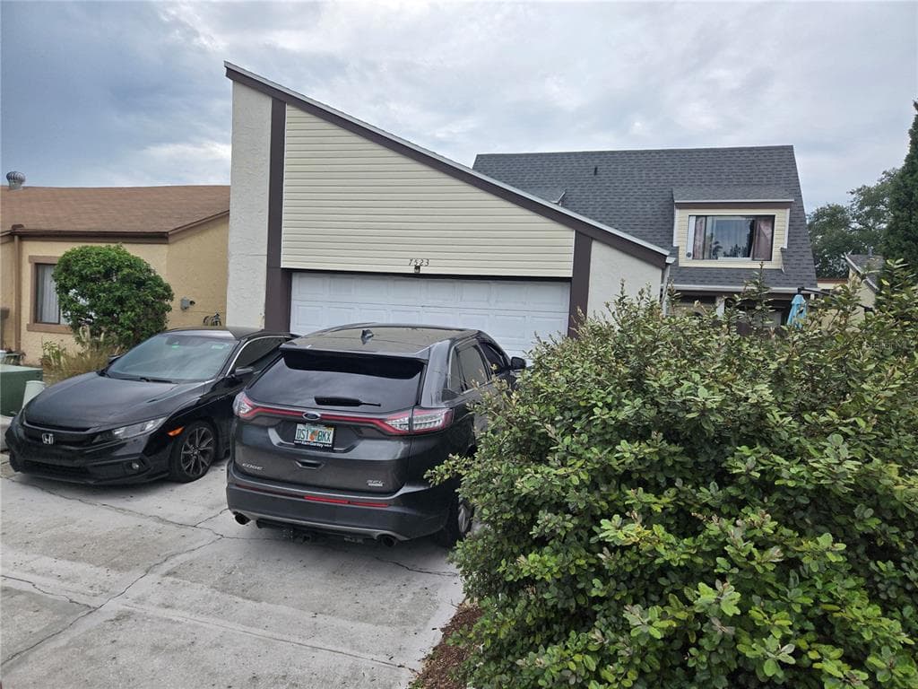 7523 CLANTON TRAIL S HUDSON, FL 34667
