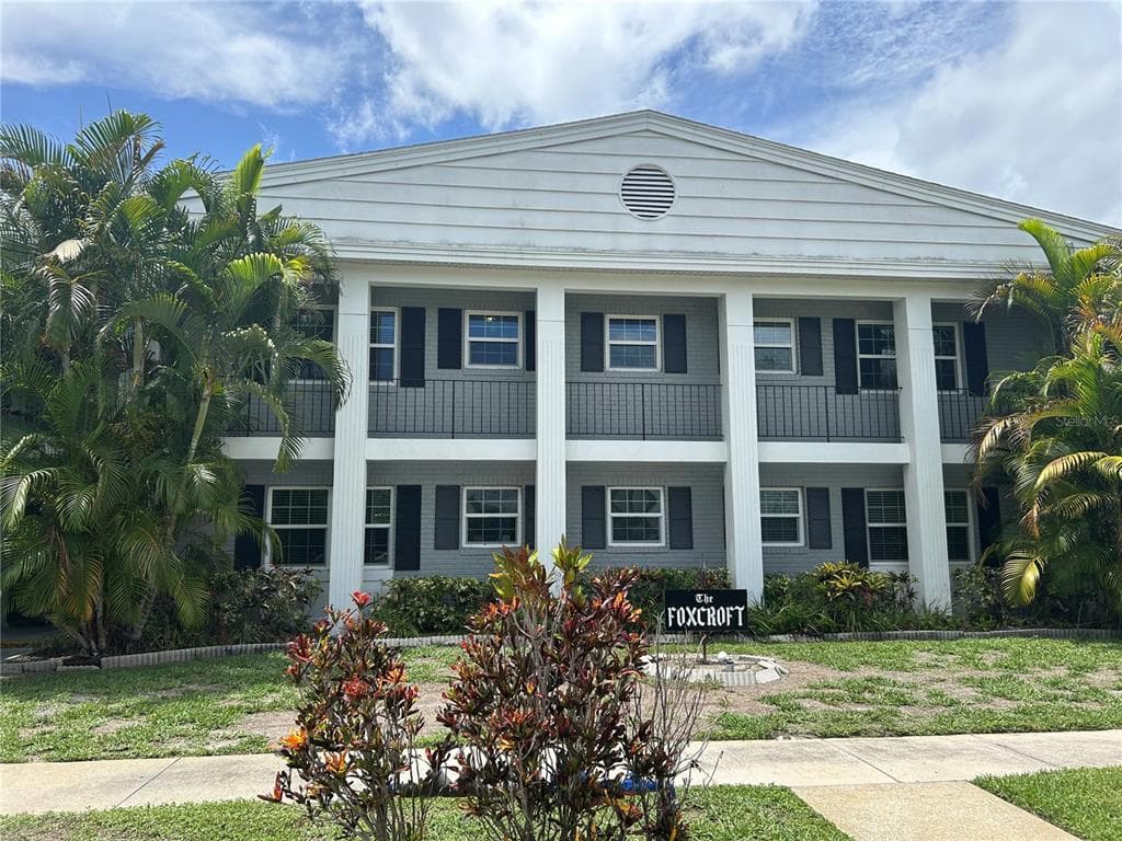 300 35TH AVENUE N UNIT F8