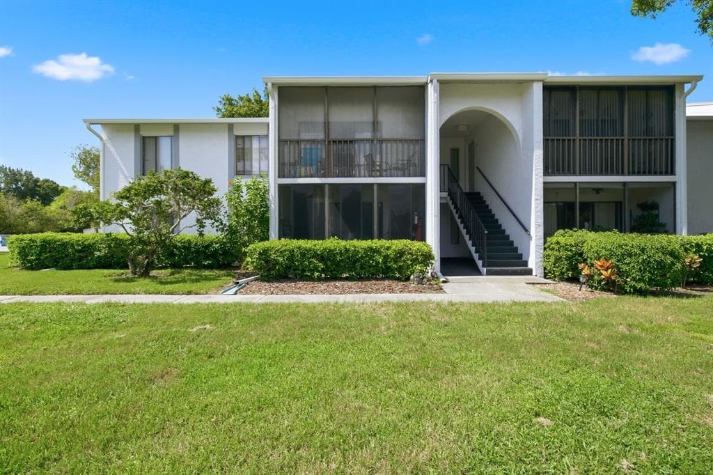 1179 PINE RIDGE CIRCLE W UNIT G1