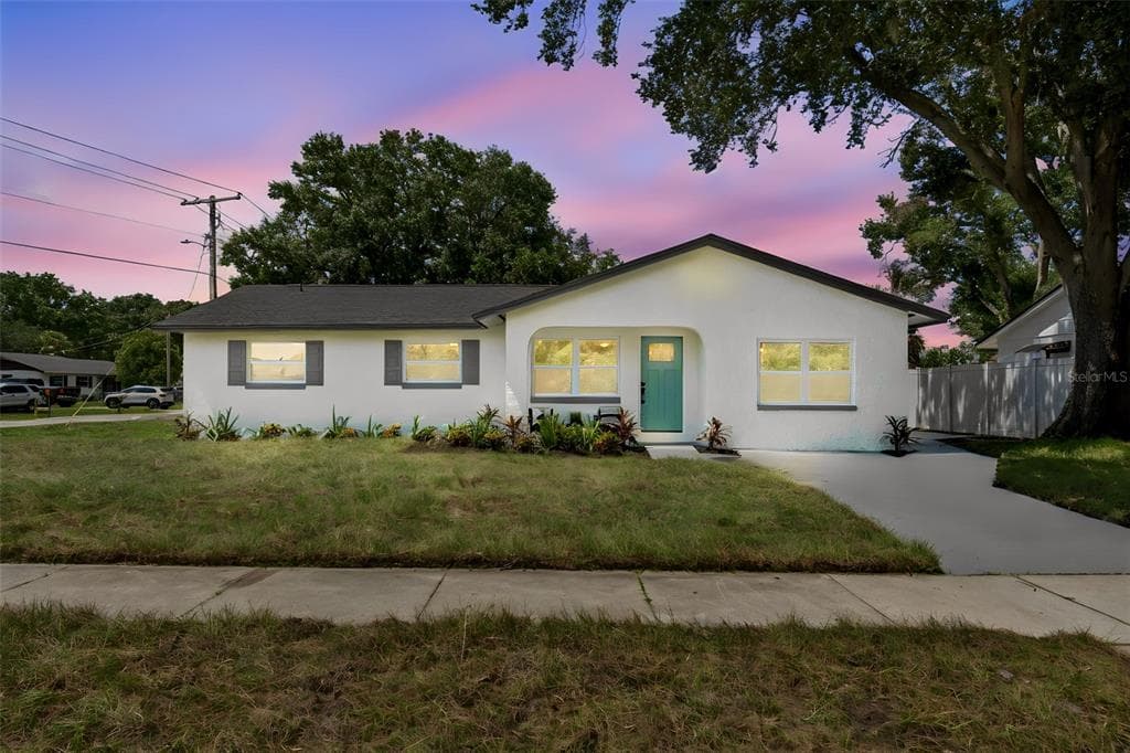 5802 12TH AVENUE S TAMPA, FL 33619