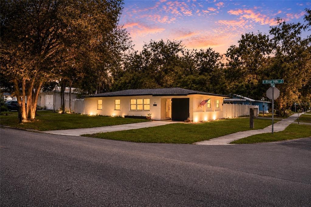 4015 RIVER HILLS DRIVE