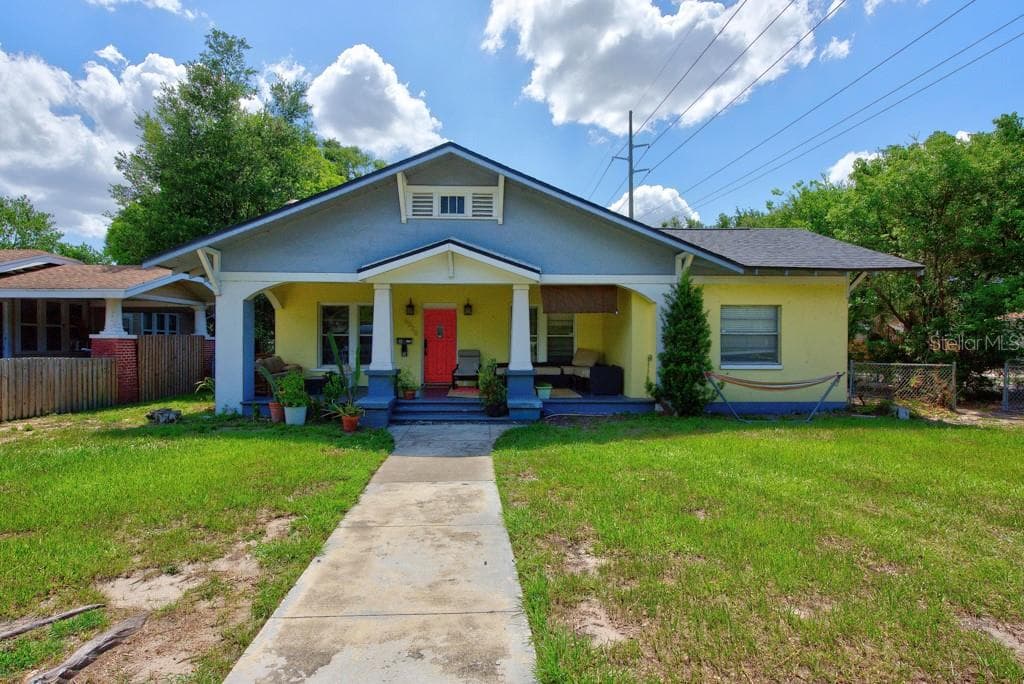 6020 N FLORA VISTA AVENUE TAMPA, FL 33604