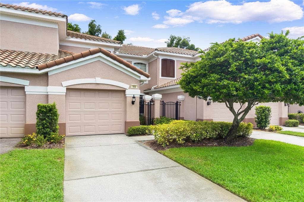 852 LANTERN WAY CLEARWATER, FL 33765