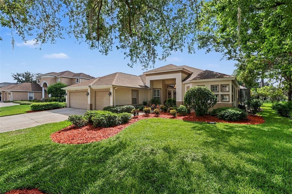 2912 HAMPTON PLACE COURT PLANT CITY, FL 33566